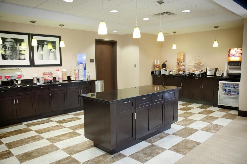 Hampton Inn & Suites Wheeling - The Highlands Triadelphia Bagian luar foto