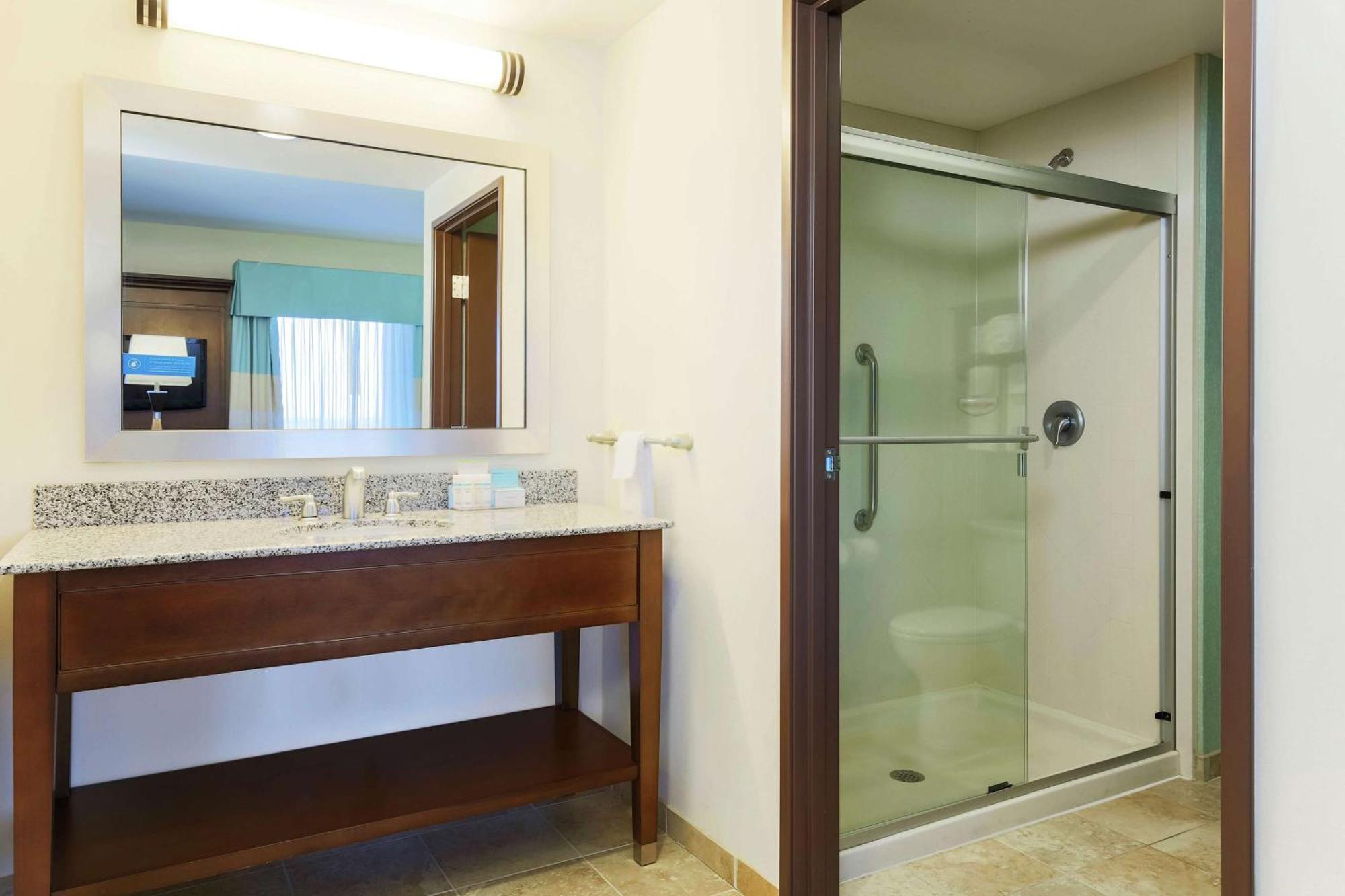 Hampton Inn & Suites Wheeling - The Highlands Triadelphia Bagian luar foto