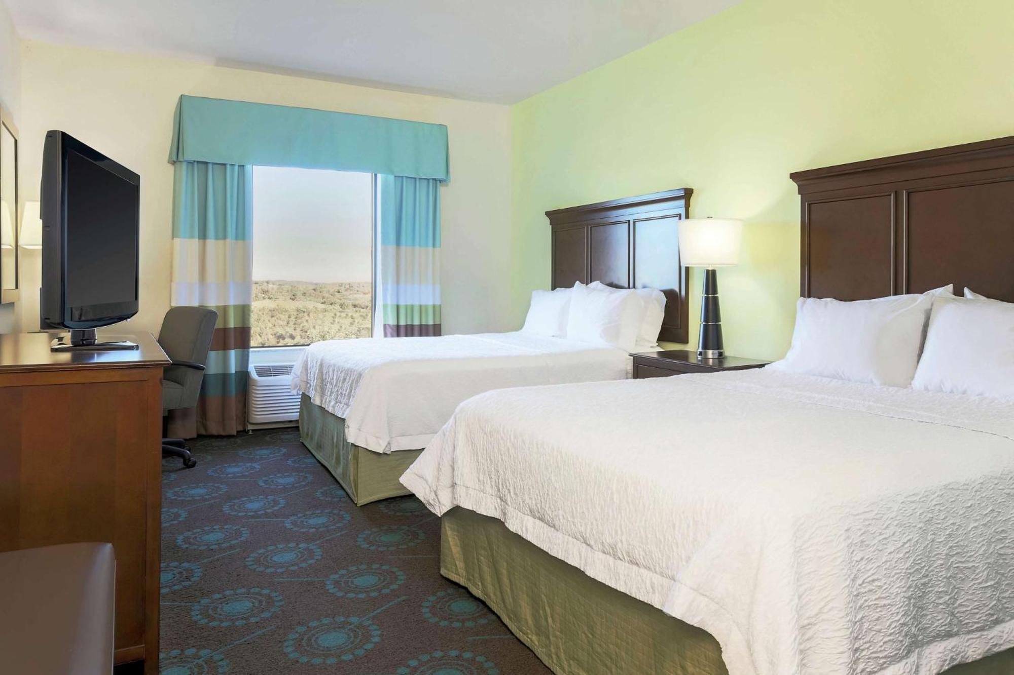 Hampton Inn & Suites Wheeling - The Highlands Triadelphia Bagian luar foto