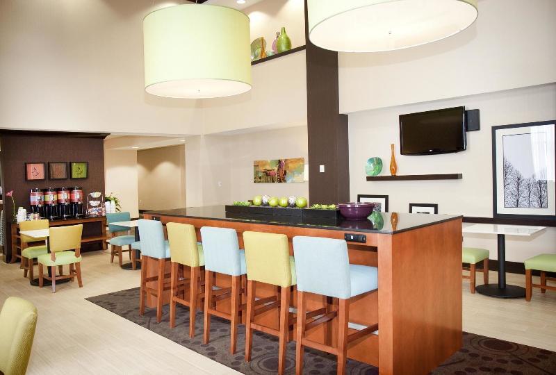 Hampton Inn & Suites Wheeling - The Highlands Triadelphia Bagian luar foto